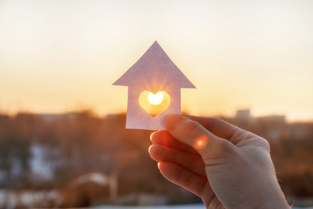 5 Tips For Homeowners to Show Your Roof Some Love